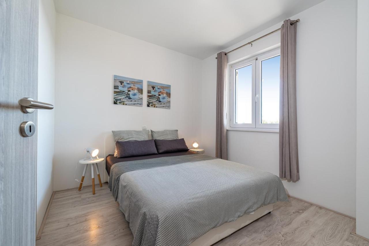 House Of Dalmatia Apartment Pakostane Luaran gambar