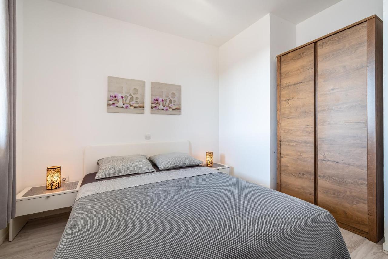House Of Dalmatia Apartment Pakostane Luaran gambar