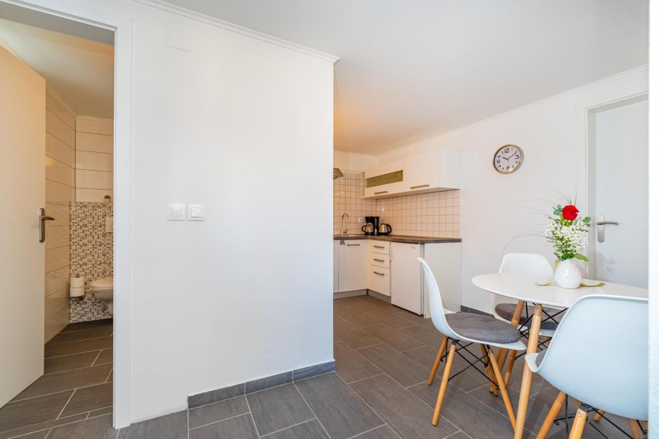 House Of Dalmatia Apartment Pakostane Luaran gambar
