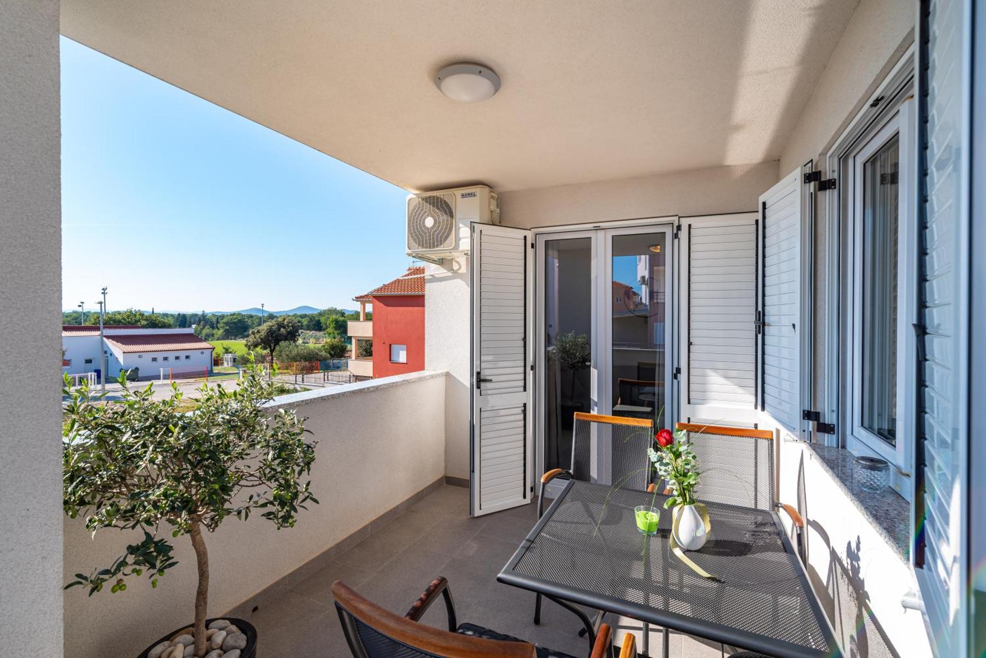 House Of Dalmatia Apartment Pakostane Bilik gambar